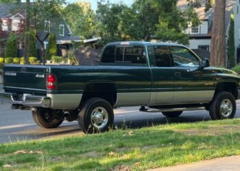 2002 Dodge Ram 2500HD SLT Quad Cab 4×4 Cummins