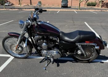 2006 Harley-Davidson Sportster 1200C Custom at No Reserve