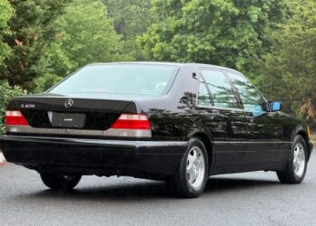 29k-Mile 1998 Mercedes-Benz S420 at No Reserve