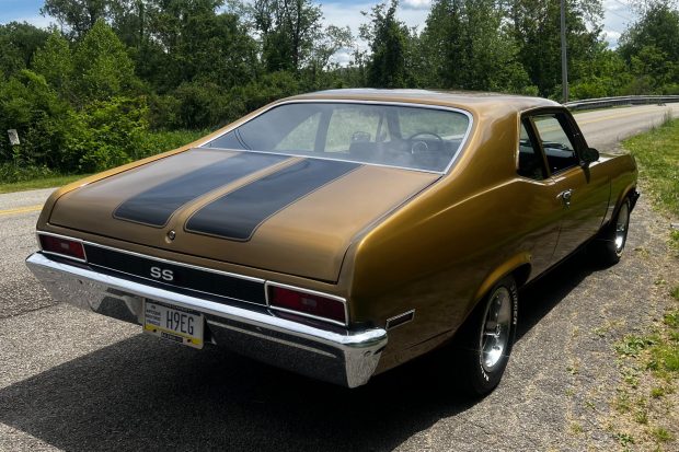 427-Powered 1970 Chevrolet Nova Coupe 4-Speed