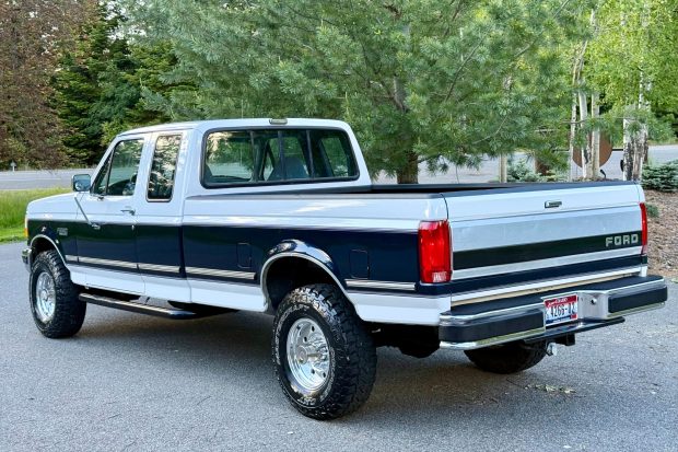 1993 Ford F-250 XLT SuperCab 7.5L 4×4 at No Reserve