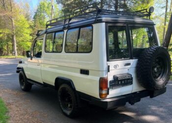 1996 Toyota Land Cruiser HZJ75 Troopy Diesel 5-Speed