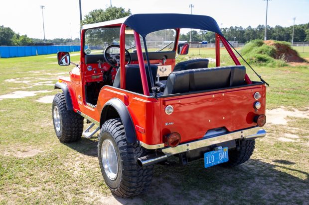 1975 Jeep CJ-5 V8