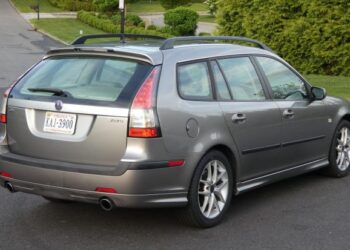 2006 Saab 9-3 Aero SportCombi 6-Speed at No Reserve