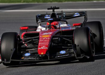 Leclerc risks wasting his best years with new Ferrari deal