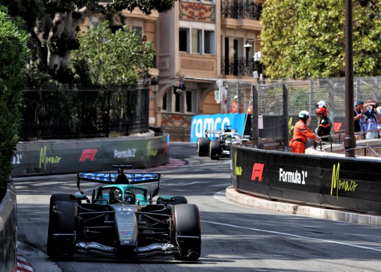 Monaco GP red flagged after F1 cars crash on broken track surface