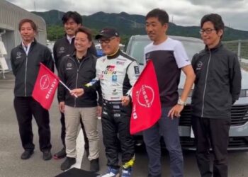 Toyota’s Chairman Is Waving Nissan Flags For The American-Made Murano