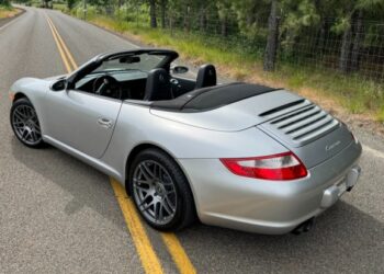 2006 Porsche 911 Carrera Cabriolet 6-Speed