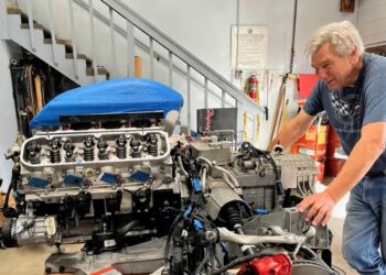 World’s First 8.1L Big Block C8 Corvette Finally Hits the Freeway