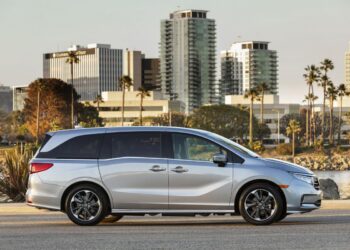Honda Odyssey Airbag Lawsuit Filed After Airbag Recall
