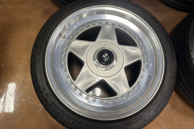 18×8.5″ and 18×10″ Speedline Mistral Wheels for Ferrari at No Reserve