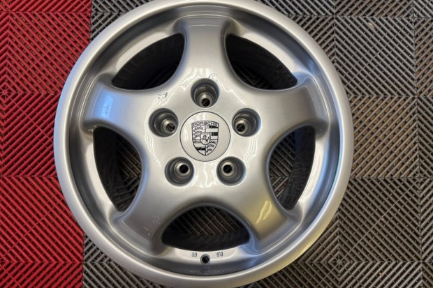 Pair of 17×9.5″ Porsche Cup 1 Wheels by Speedline at No Reserve