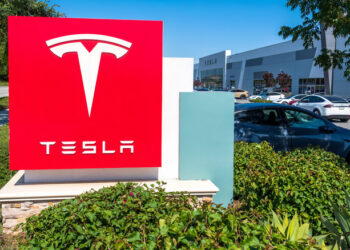 Here’s How EV Companies Can Provide Direct-To-Consumer Sales