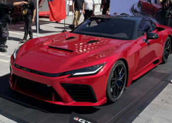 God Damn The GR GT Looks Good In Real Life (Especially In Red)