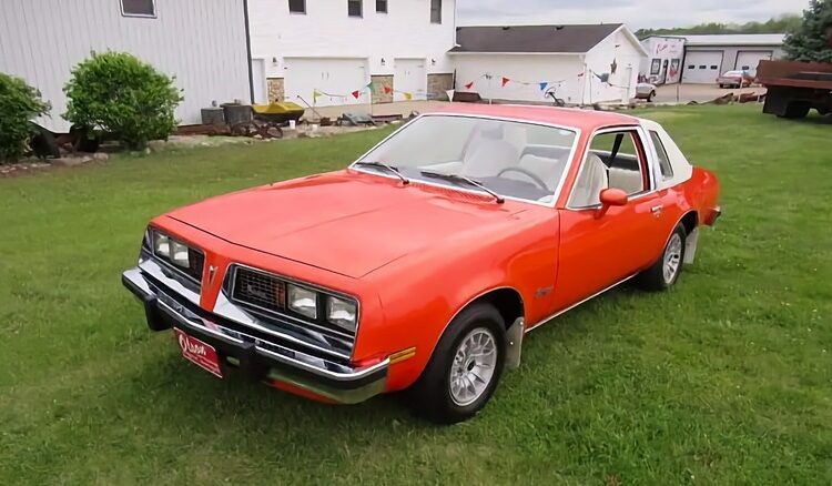 At $6,995, Would You Fly To Buy This Incredibly Low-Mileage 1976 Pontiac Sunbird?