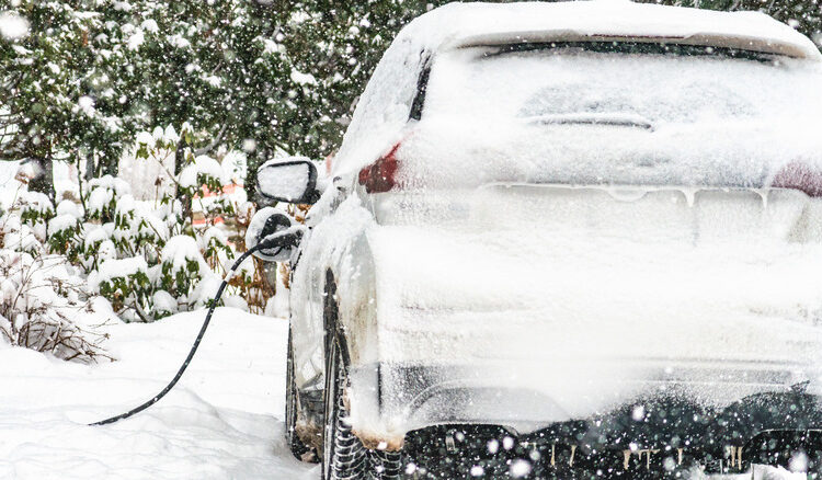 Do Hybrid Vehicles Lose Efficiency In Temperature Extremes The Same Way As EVs?