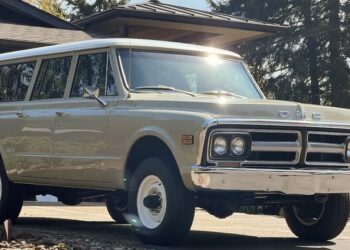 At $37,500, Is This 1972 GMC Suburban A Resto-Mod For The Rest Of Us?