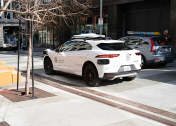 Burglary Suspect Makes A Clean Getaway In A Waymo