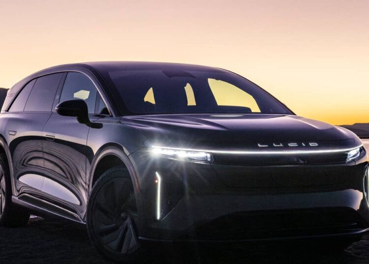 Lucid Gravity Adds Hands-Free Driving With One Big Tesla Catch