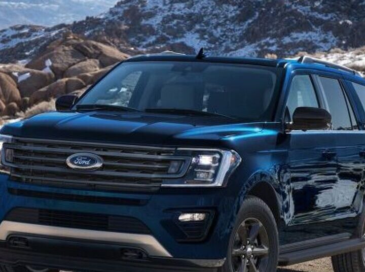 Ford Recalling 420K Expeditions and Lincoln Navigators Over Seat Belt Issue