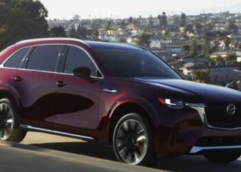 Automakers Enjoying May Reprieve as Sales Rebound Led by Hybrids