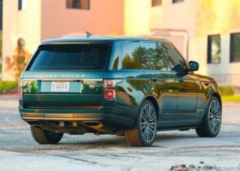 British Racing Green 2020 Land Rover Range Rover HSE P525