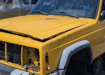 Junkyard Find: 2000 Jeep Cherokee Sport Freedom Edition
