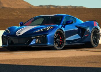 2027 Chevrolet Corvette Stingray’s New LS6 V8 Sounds Like Serious Trouble