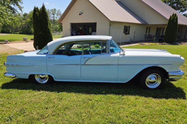 1956 Pontiac Chieftain Catalina Four-Door Hardtop